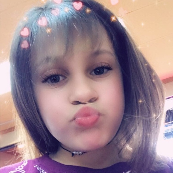 Meet your Posher, Gabby - Picture 1 of 1